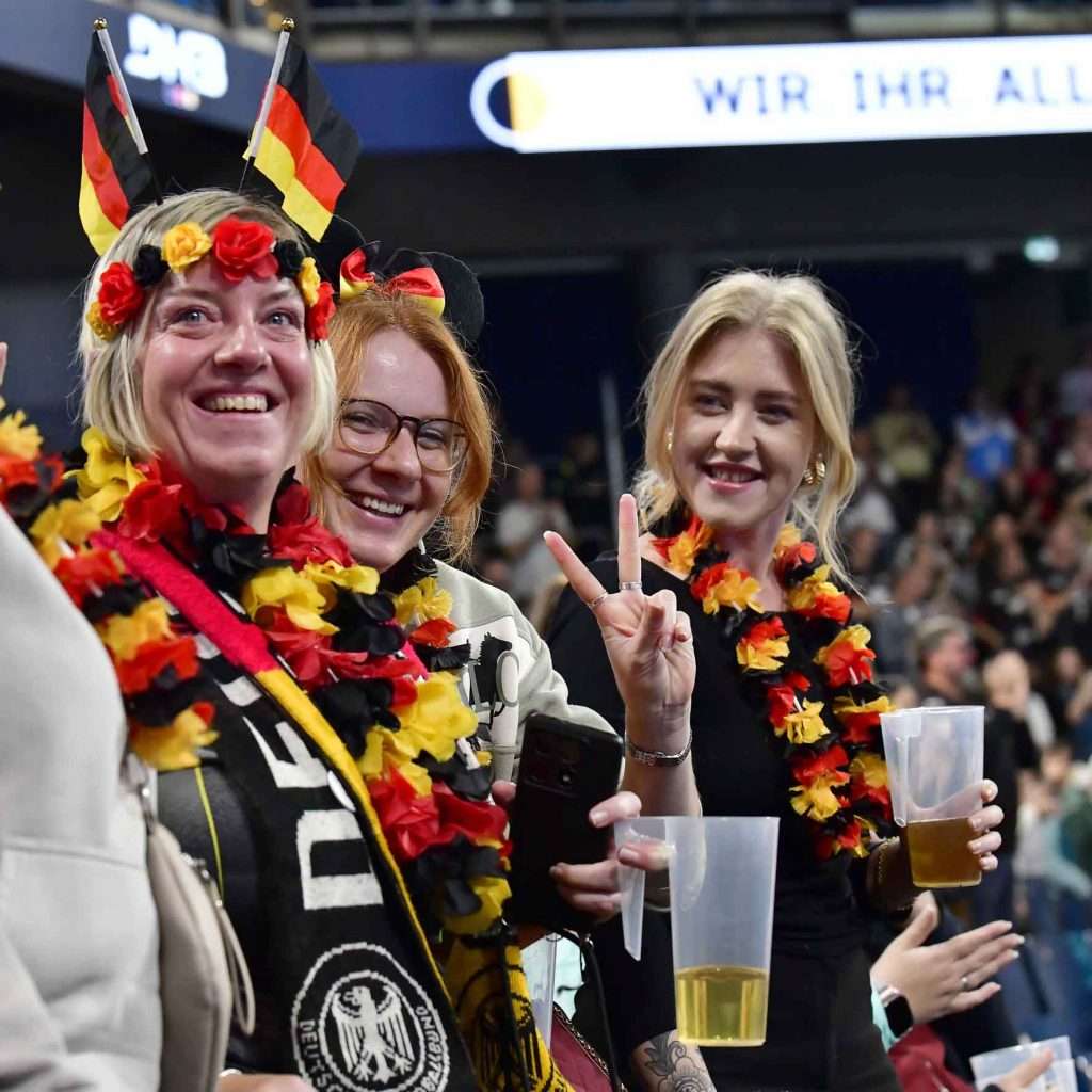 #DHB, #Nationalmannschaft, #Länderspiel, #Handballbundesliga, #HCErlangen, #Handball, #HBL, #Nuremberg, #Erlangen, #ArenaNürnberg, #heitec, #Fackelmann, #Aichinger, #BarthHaas, #Bodin, #MaxBögl, #Bionorica, #Hemmersbach, #hlstudios, #HofmannPersonal, #LauerEuromovers, #Mauss, #pensionsolution, #Schultheiß, #SontowskiPartner, #Tucher, #Wild Panda, #hce, #ball, #tor, #zuschauer, #fans, #vielfaltgewinnt, #keinfanohnejob,