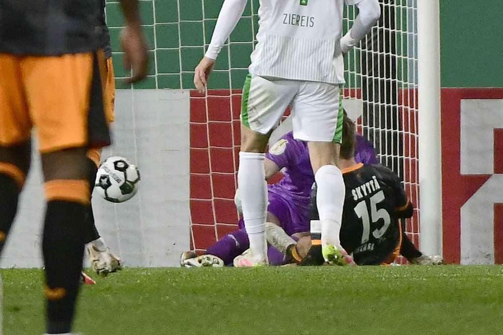 Fussball, #Bundesliga, #DFL, #Liga2, #GreutherFürth, #sgf, #SportparkRonhof, #Kleeblatt, #HofmannPersonal, #BruderSpielwaren, #FrankenBrunnen, #GrünerBier, #RosicImmobilien, #simbadickiegroup, #Swietelsky, #WildPanda, #Fürth, #ball, #stadion, #zuschauer, #fans, #tor, #vielfaltgewinnt, #keinfanohnejob,