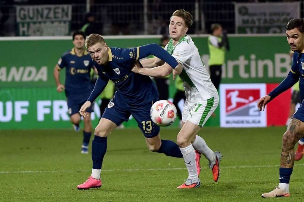 #Fussball, #Bundesliga, #DFL, #Liga2, #GreutherFürth, #sgf, #SportparkRonhof, #Kleeblatt, #HofmannPersonal, #BruderSpielwaren, #FrankenBrunnen, #GrünerBier, #RosicImmobilien, #simbadickiegroup, #Swietelsky, #WildPanda, #Fürth, #ball, #stadion, #zuschauer, #fans, #tor, #vielfaltgewinnt, #keinfanohnejob,