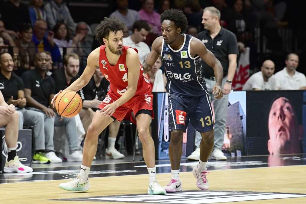 #bbl, #basketball, #proa, #nuernbergfalcons, #nuernberg, #falcons, #nbc, #kiametropolarena, #sparkassenuernberg, #nergie, #wbgnuernberg, #hofmannpersonal, #barmerliga, #nuebasketball, #vielfaltgewinnt, #keinfanohnejob, #norisblockers,