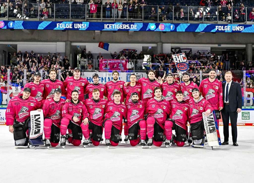 #del, #eishockey, #nit, #nuernbergicetigers, #icetigers, #puck, #pucki, #maskottchen, #nuernberg, #arena, #tor, #zuschauer, #fans, #hofmannpersonal, #vielfaltgewinnt, #keinfanohnejob, #bodin, #nergie, #wbgnuernberg,