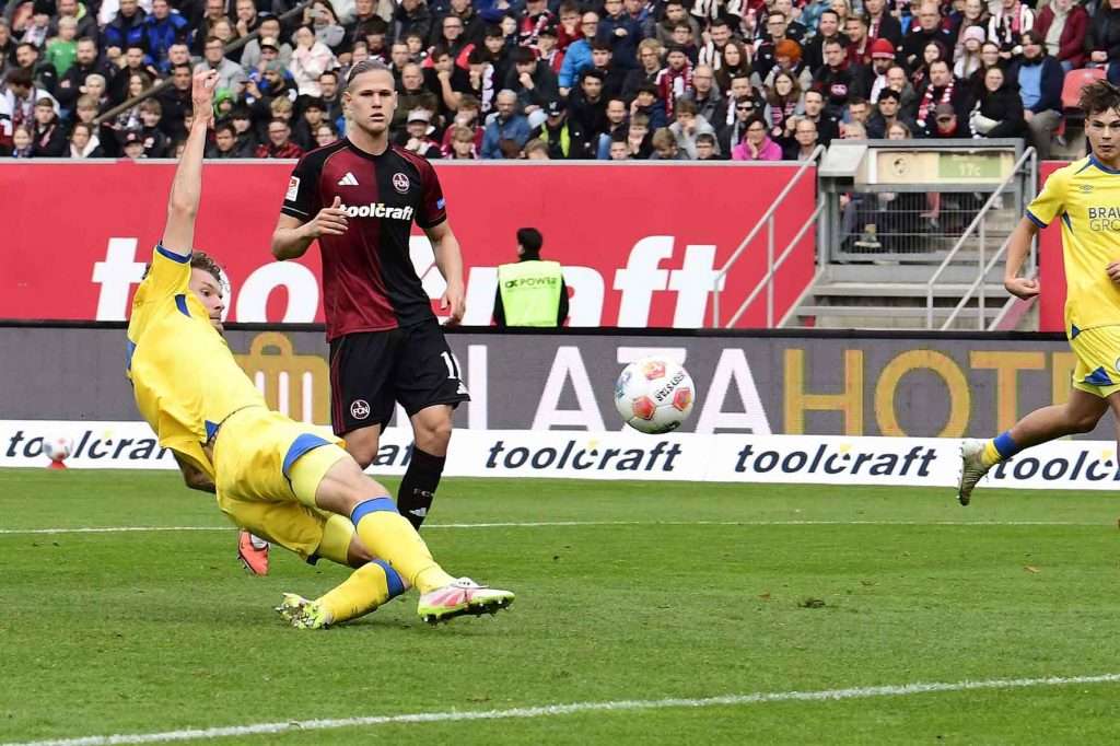 #Fußball, #Liga2, #Bundesliga, #DFL, #DFB, #Nürnberg, #1fcn, #fcn, #ClubHaus, #Stadion, #MaxMorlockStadion, #Fußball, #Ball, #Sport, #Fans, #Torjubel, #Ausschreitung, #Pyrotechnik, #Fahnen, #Fanblock, #Faszination, #Action, #Zweikampf, #Schiedsrichter, #Linienrichter, #FrankenBrunnen, #NErgie, #SparkasseNürnberg, #Freizeit, #Familie, #Zuschauer, #MaxMorlock, #Spielräume, #Stolperstein, #JenöKonradCup, #dielegendelebt, #HandwerkerClub, #Handwerkerazubimesse, #azubimesse, #erstklaessleraktion, #125Jahre, #Jubiläum, #glubb, #unserclub, #clubcommunity, #wirsindderclub, #glubbnews, #kadepp, #teilderlegende,