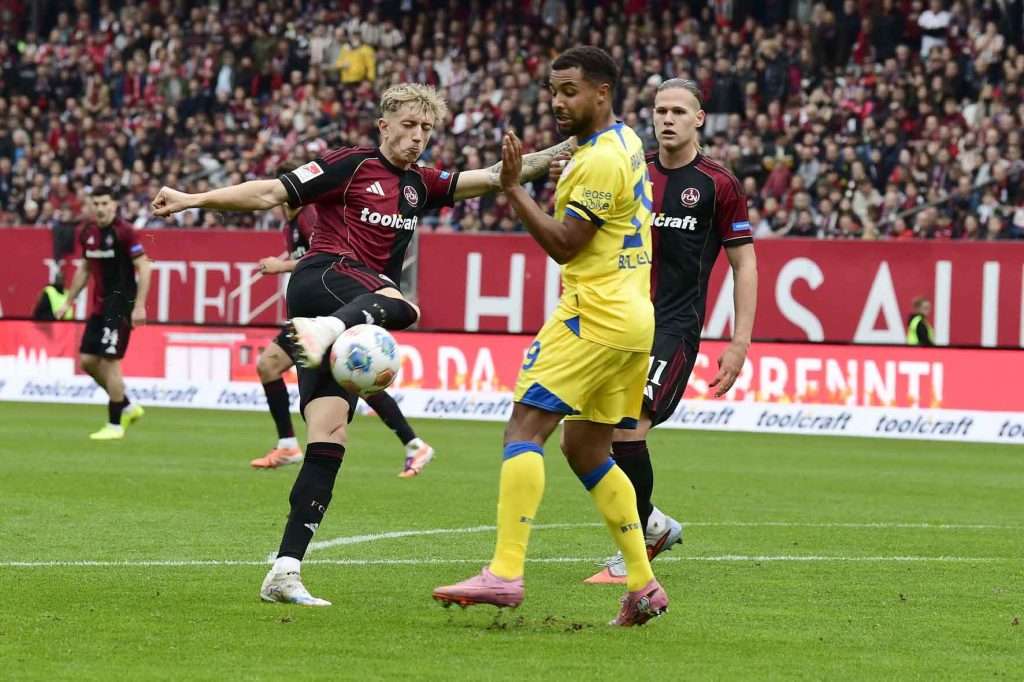 #Fußball, #Liga2, #Bundesliga, #DFL, #DFB, #Nürnberg, #1fcn, #fcn, #ClubHaus, #Stadion, #MaxMorlockStadion, #Fußball, #Ball, #Sport, #Fans, #Torjubel, #Ausschreitung, #Pyrotechnik, #Fahnen, #Fanblock, #Faszination, #Action, #Zweikampf, #Schiedsrichter, #Linienrichter, #FrankenBrunnen, #NErgie, #SparkasseNürnberg, #Freizeit, #Familie, #Zuschauer, #MaxMorlock, #Spielräume, #Stolperstein, #JenöKonradCup, #dielegendelebt, #HandwerkerClub, #Handwerkerazubimesse, #azubimesse, #erstklaessleraktion, #125Jahre, #Jubiläum, #glubb, #unserclub, #clubcommunity, #wirsindderclub, #glubbnews, #kadepp, #teilderlegende,