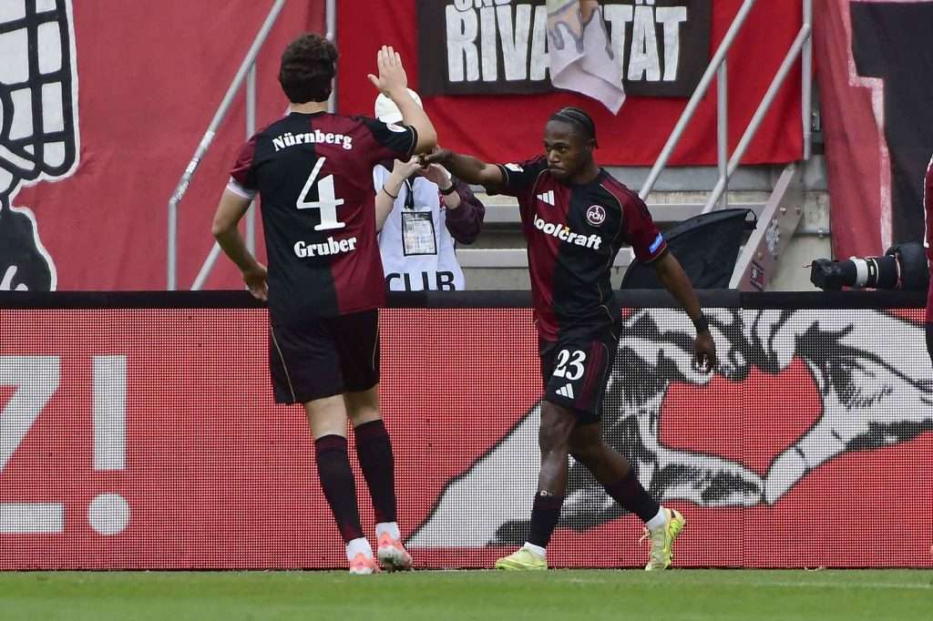 #Fußball, #Liga2, #Bundesliga, #DFL, #DFB, #Nürnberg, #1fcn, #fcn, #ClubHaus, #Stadion, #MaxMorlockStadion, #Fußball, #Ball, #Sport, #Fans, #Torjubel, #Ausschreitung, #Pyrotechnik, #Fahnen, #Fanblock, #Faszination, #Action, #Zweikampf, #Schiedsrichter, #Linienrichter, #FrankenBrunnen, #NErgie, #SparkasseNürnberg, #Freizeit, #Familie, #Zuschauer, #MaxMorlock, #Spielräume, #Stolperstein, #JenöKonradCup, #dielegendelebt, #HandwerkerClub, #Handwerkerazubimesse, #azubimesse, #erstklaessleraktion, #125Jahre, #Jubiläum, #glubb, #unserclub, #clubcommunity, #wirsindderclub, #glubbnews, #kadepp, #teilderlegende,