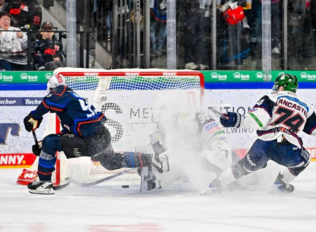 #del, #eishockey, #nit, #nuernbergicetigers, #icetigers, #puck, #pucki, #maskottchen, #nuernberg, #arena, #tor, #zuschauer, #fans, #hofmannpersonal, #vielfaltgewinnt, #keinfanohnejob, #bodin, #nergie, #wbgnuernberg,