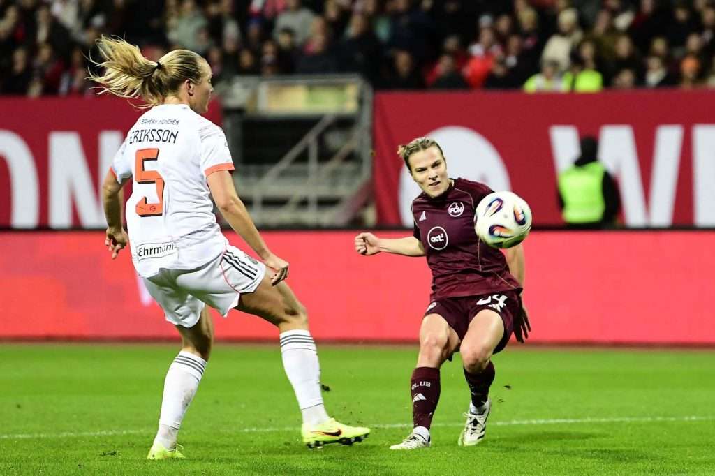 #Fußball, #Liga1, #Bundesliga, #DFL, #DFB, #googlepixel, #frauenbundesliga, #Nürnberg, #1fcn, #fcn, #damen, #frauen, #Stadion, #MaxMorlockStadion, #Ball, #Sport, #Fans, #Jubel, #Torjubel, #Fahnen, #Fanblock, #Faszination, #Action, #Zweikampf, #Schiedsrichter, #Linienrichter, #SparkasseNürnberg, #NErgie, #Zuschauer, #fussball,