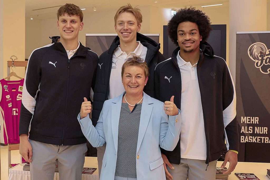 #sparkassenuernberg, #nuernberg, #sparkasse, #zukunftsstiftung, #nuernbergerland, #vorstand, #geld, #konto, #darlehen, #kredit, #weltspartag, #fcn, #nbc, #sport,