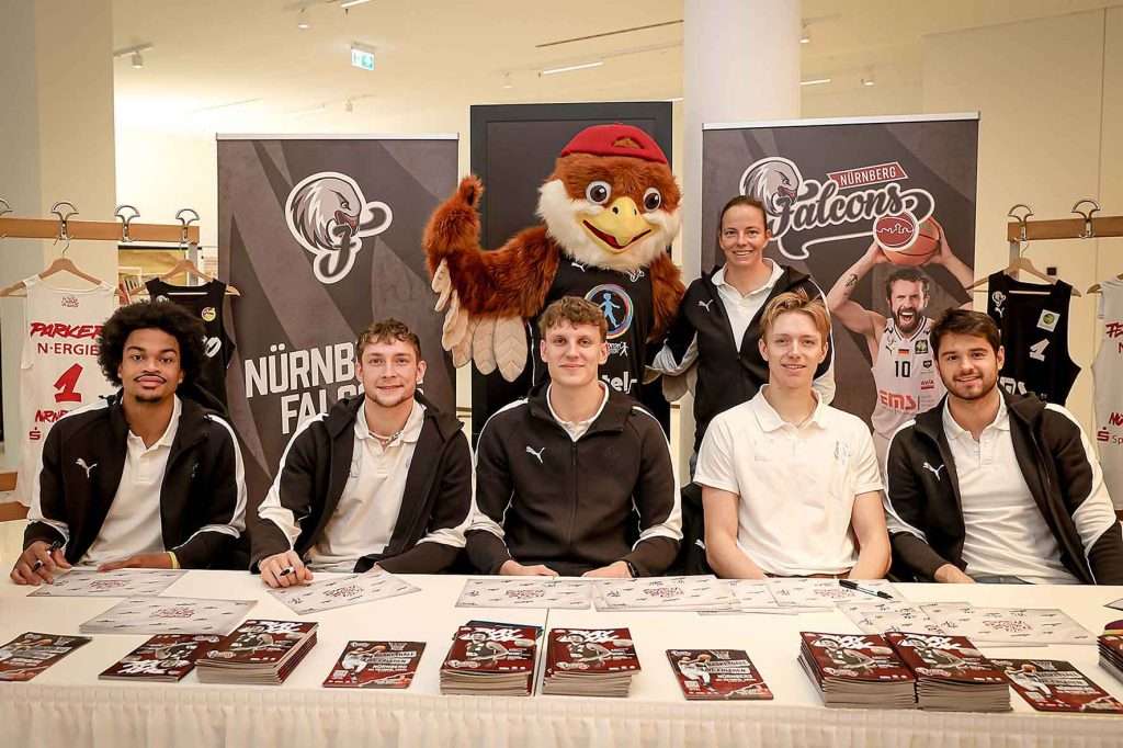 #sparkassenuernberg, #nuernberg, #sparkasse, #zukunftsstiftung, #nuernbergerland, #vorstand, #geld, #konto, #darlehen, #kredit, #weltspartag, #fcn, #nbc, #sport,