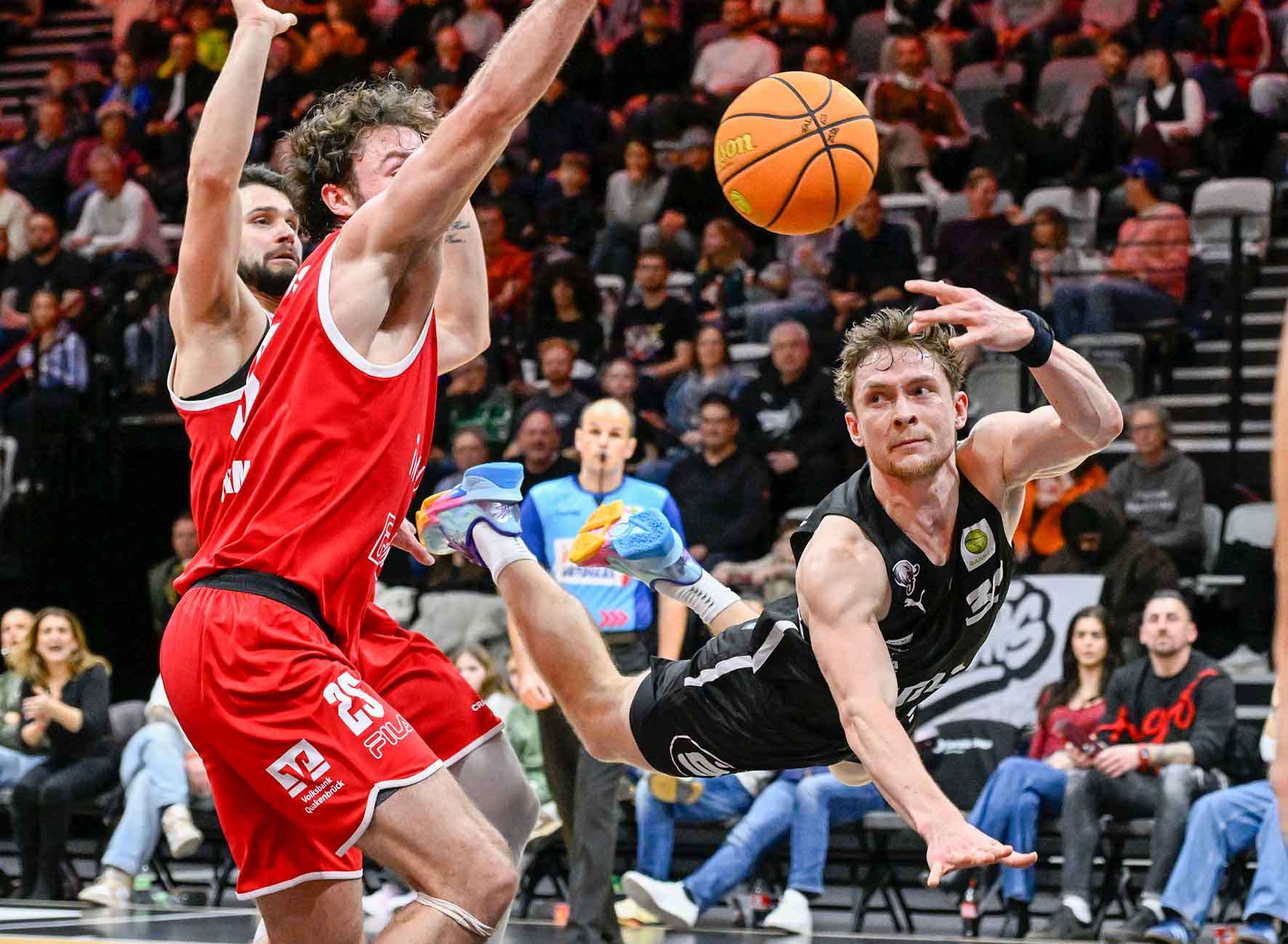 #bbl, #basketball, #proa, #nuernbergfalcons, #nuernberg, #falcons, #nbc, #kiametropolarena, #sparkassenuernberg, #nergie, #wbgnuernberg, #hofmannpersonal, #barmerliga, #nuebasketball, #vielfaltgewinnt, #keinfanohnejob, #norisblockers,