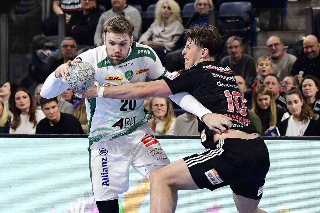 #Handballbundesliga, #HCErlangen, #Handball, #HBL, #Nuremberg, #Erlangen, #ArenaNürnberg, #heitec, #Fackelmann, #Aichinger, #BarthHaas, #Bodin, #MaxBögl, #Bionorica, #Hemmersbach, #hlstudios, #HofmannPersonal, #LauerEuromovers, #Mauss, #pensionsolution, #Schultheiß, #SontowskiPartner, #Tucher, #Wild Panda, #hce, #ball, #tor, #zuschauer, #fans, #vielfaltgewinnt, #keinfanohnejob,