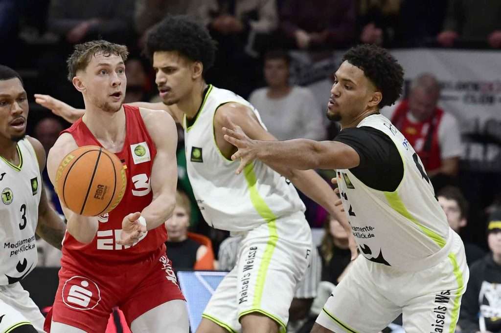 #bbl, #basketball, #proa, #nuernbergfalcons, #nuernberg, #falcons, #nbc, #kiametropolarena, #sparkassenuernberg, #nergie, #wbgnuernberg, #hofmannpersonal, #barmerliga, #nuebasketball, #vielfaltgewinnt, #keinfanohnejob, #norisblockers,