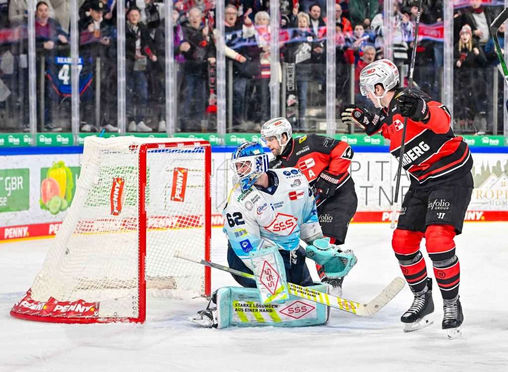 #del, #eishockey, #nit, #nuernbergicetigers, #icetigers, #puck, #pucki, #maskottchen, #nuernberg, #arena, #tor, #zuschauer, #fans, #hofmannpersonal, #vielfaltgewinnt, #keinfanohnejob, #bodin, #nergie, #wbgnuernberg,