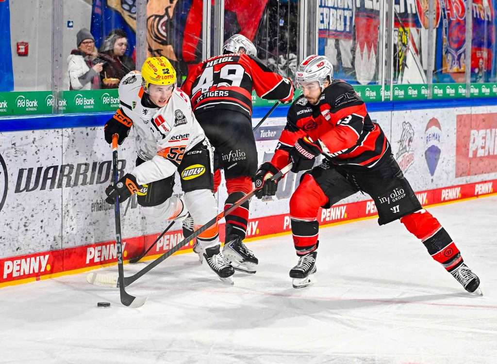 #del, #eishockey, #nit, #nuernbergicetigers, #icetigers, #puck, #pucki, #maskottchen, #nuernberg, #arena, #tor, #zuschauer, #fans, #hofmannpersonal, #vielfaltgewinnt, #keinfanohnejob, #bodin, #nergie, #wbgnuernberg,