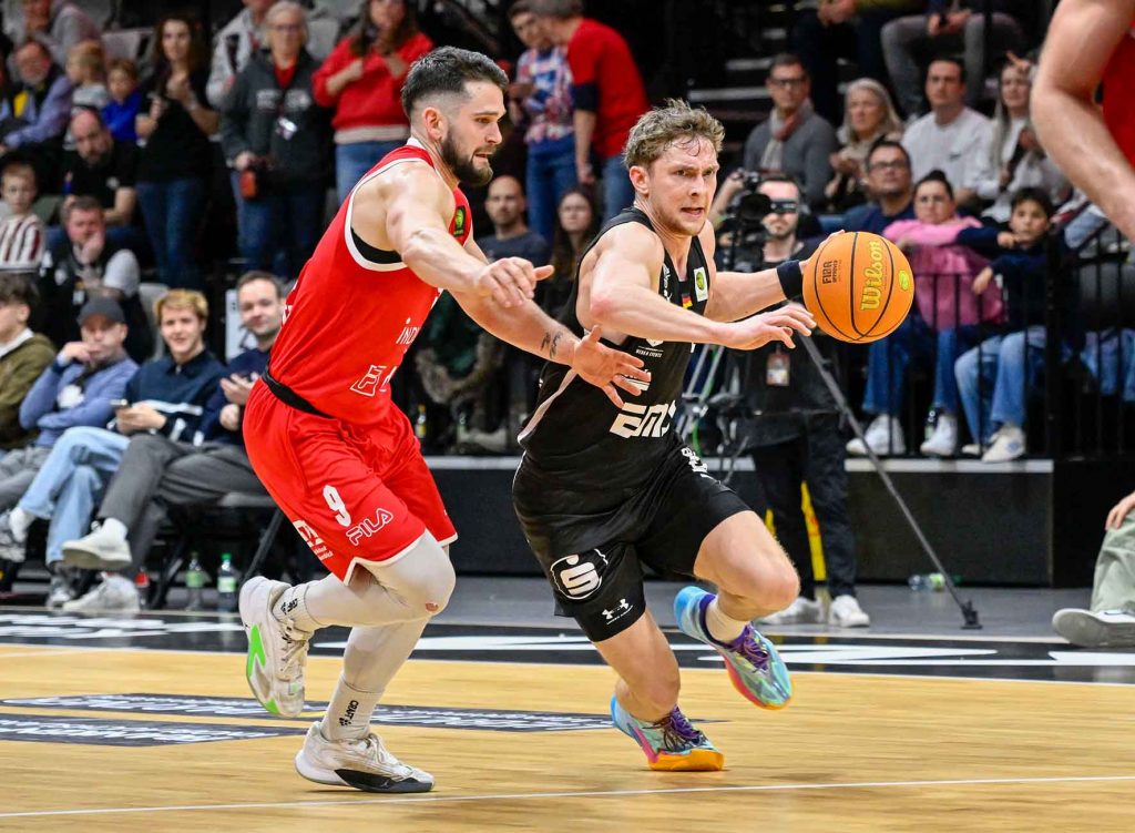 #bbl, #basketball, #proa, #nuernbergfalcons, #nuernberg, #falcons, #nbc, #kiametropolarena, #sparkassenuernberg, #nergie, #wbgnuernberg, #hofmannpersonal, #barmerliga, #nuebasketball, #vielfaltgewinnt, #keinfanohnejob, #norisblockers,