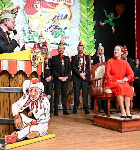 #Nürnberg, #Nuremberg, #FastnachtVerbandFranken, #Eibanesen, #FGEibanesen, #FastnachtinFranken, #Fasching, #Karneval, #Ahoi, #Klamauk, #Büttenredner, #Sonderorden, #Galasitzung, #Prinzenpaar, #Kabarett, #Freizeit, #Erholung, #Relaxen, #Entspannen, #GesellschaftshausGartenstadt, #Inthronisation, #AllersbergerFlecklashexn, #Hollaria, #Perlenverleihung, #Dämmerung,