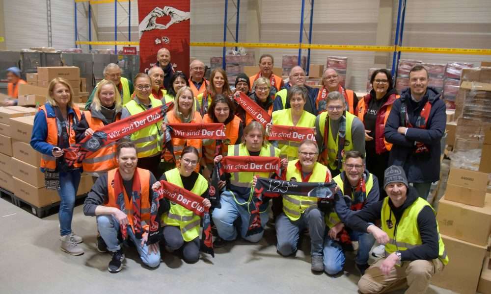 #Fußball, #Liga2, #Bundesliga, #DFL, #DFB, #Nürnberg, #1fcn, #fcn, #damen, #frauen, #Stadion, #MaxMorlockStadion, #Ball, #Sport, #Fans, #Jubel, #Torjubel, #Fahnen, #Fanblock, #Faszination, #Action, #Zweikampf, #Schiedsrichter, #Linienrichter, #SparkasseNürnberg, #NErgie, #Kulmbacher, #Zuschauer, #fussball, #spielräume,