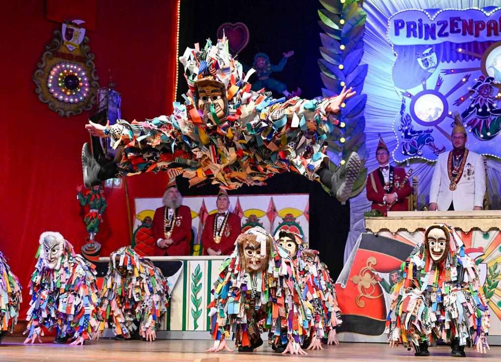 #Nürnberg, #Nuremberg, #FastnachtVerbandFranken, #Eibanesen, #FGEibanesen, #FastnachtinFranken, #Fasching, #Karneval, #Ahoi, #Klamauk, #Büttenredner, #Sonderorden, #Galasitzung, #Prinzenpaar, #Kabarett, #Freizeit, #Erholung, #Relaxen, #Entspannen, #GesellschaftshausGartenstadt, #Inthronisation, #AllersbergerFlecklashexn, #Hollaria, #Perlenverleihung, #Dämmerung,