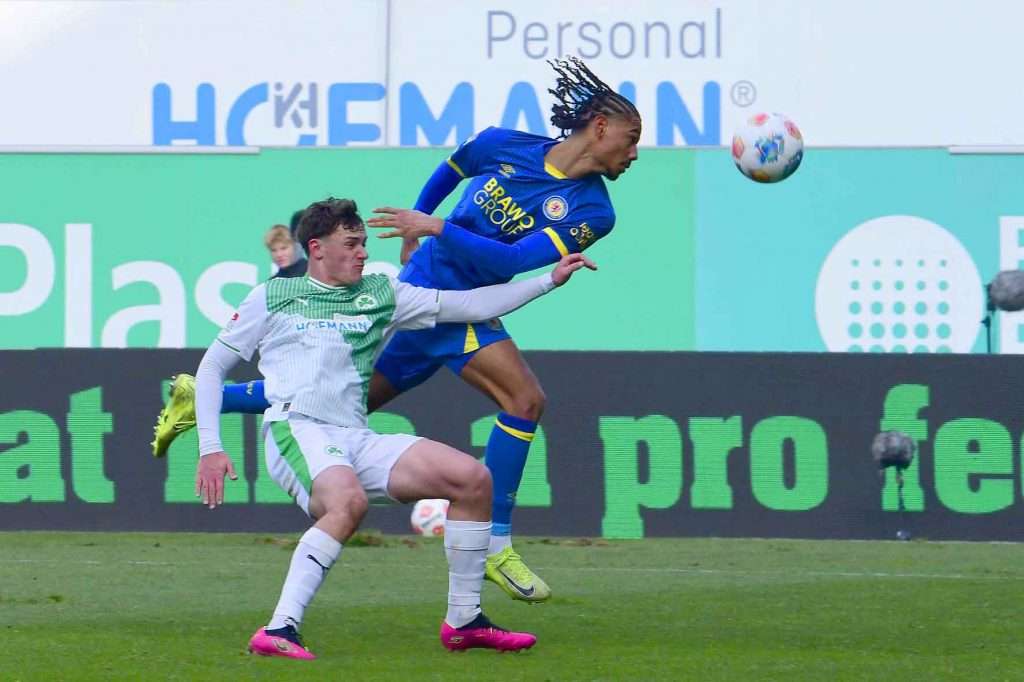 #Fussball, #Bundesliga, #DFL, #Liga2, #GreutherFürth, #sgf, #SportparkRonhof, #Kleeblatt, #HofmannPersonal, #BruderSpielwaren, #FrankenBrunnen, #GrünerBier, #RosicImmobilien, #simbadickiegroup, #Swietelsky, #WildPanda, #Fürth, #ball, #stadion, #zuschauer, #fans, #tor, #vielfaltgewinnt, #keinfanohnejob,