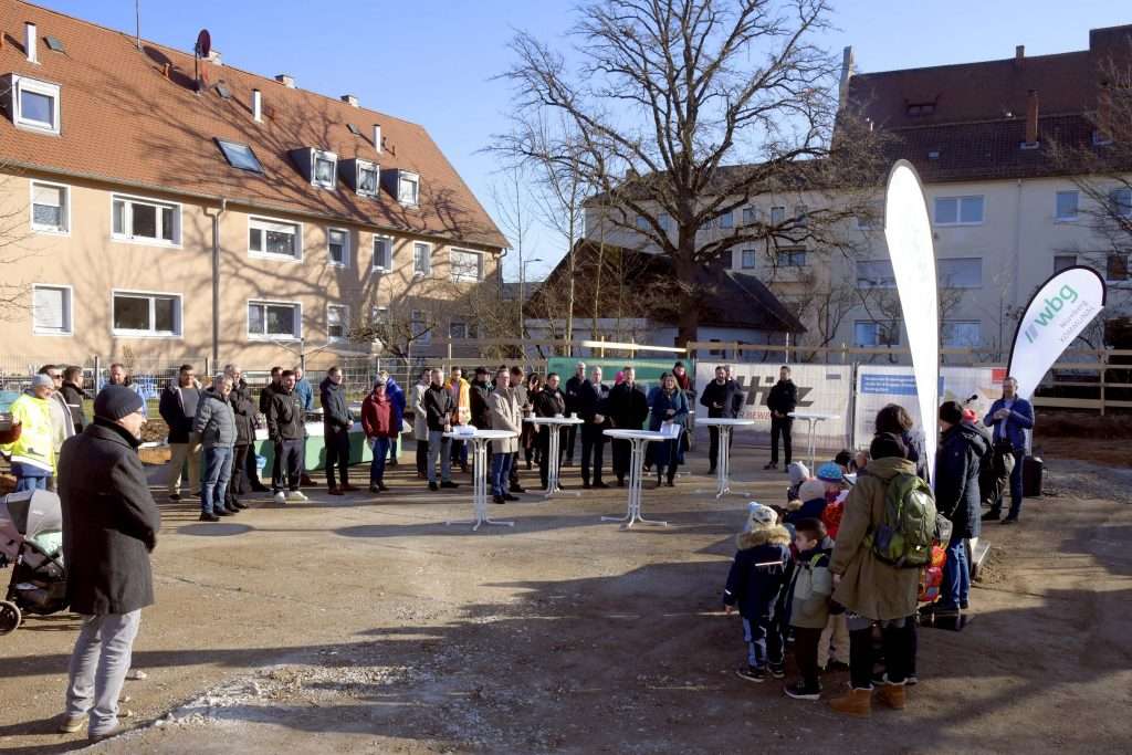 #nürnberg, #nuremberg, #stadt, #wbgnuernberg, #stiftung, #neubau, #mietwohnungen, #erneuerung, #abriss, #aufbau, #klimaziele, #wbg2000stiftung, #wohnbau, #Umweltfreundlich, #Wohnungen, #Vermietungen, #originalregional, #Holz, #Hybridhäuser, #ispfd, #Grundsteinlegung, #Einweihung,