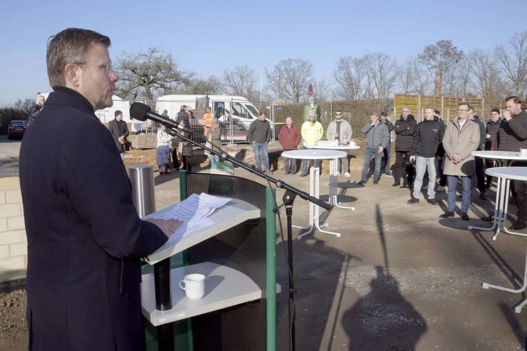 #nürnberg, #nuremberg, #stadt, #wbgnuernberg, #stiftung, #neubau, #mietwohnungen, #erneuerung, #abriss, #aufbau, #klimaziele, #wbg2000stiftung, #wohnbau, #Umweltfreundlich, #Wohnungen, #Vermietungen, #originalregional, #Holz, #Hybridhäuser, #ispfd, #Grundsteinlegung, #Einweihung,
