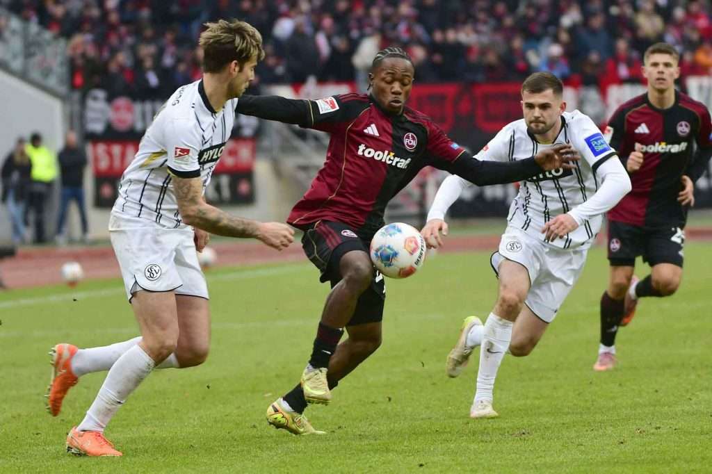 #Fußball, #Liga2, #Bundesliga, #DFL, #DFB, #Nürnberg, #1fcn, #fcn, #ClubHaus, #Stadion, #MaxMorlockStadion, #Fußball, #Ball, #Sport, #Fans, #Torjubel, #Ausschreitung, #Pyrotechnik, #Fahnen, #Fanblock, #Faszination, #Action, #Zweikampf, #Schiedsrichter, #Linienrichter, #FrankenBrunnen, #NErgie, #SparkasseNürnberg, #Freizeit, #Familie, #Zuschauer, #MaxMorlock, #Spielräume, #Stolperstein, #JenöKonradCup, #dielegendelebt, #HandwerkerClub, #Handwerkerazubimesse, #azubimesse, #erstklaessleraktion, #125Jahre, #Jubiläum, #glubb, #unserclub, #clubcommunity, #wirsindderclub, #glubbnews, #kadepp, #teilderlegende,