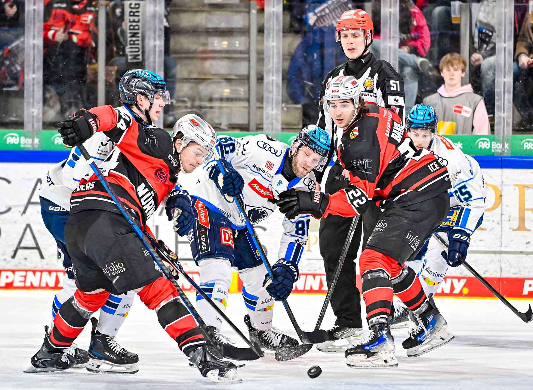 #del, #eishockey, #nit, #nuernbergicetigers, #icetigers, #puck, #pucki, #maskottchen, #nuernberg, #arena, #tor, #zuschauer, #fans, #hofmannpersonal, #vielfaltgewinnt, #keinfanohnejob, #bodin, #nergie, #wbgnuernberg,