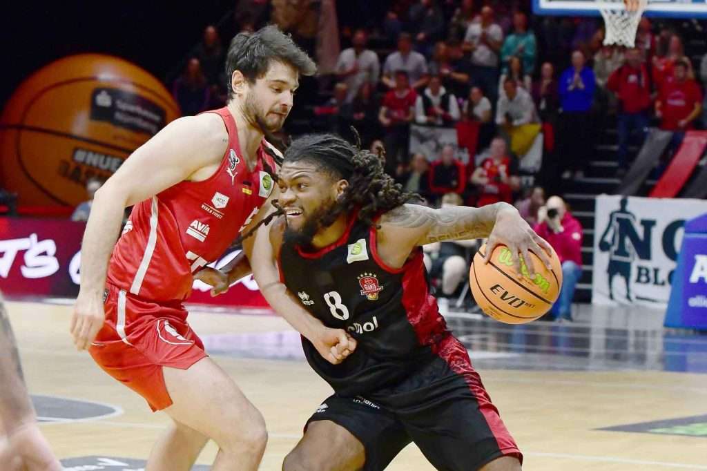 #bbl, #basketball, #proa, #nuernbergfalcons, #nuernberg, #falcons, #nbc, #kiametropolarena, #sparkassenuernberg, #nergie, #wbgnuernberg, #hofmannpersonal, #barmerliga, #nuebasketball, #vielfaltgewinnt, #keinfanohnejob, #norisblockers,