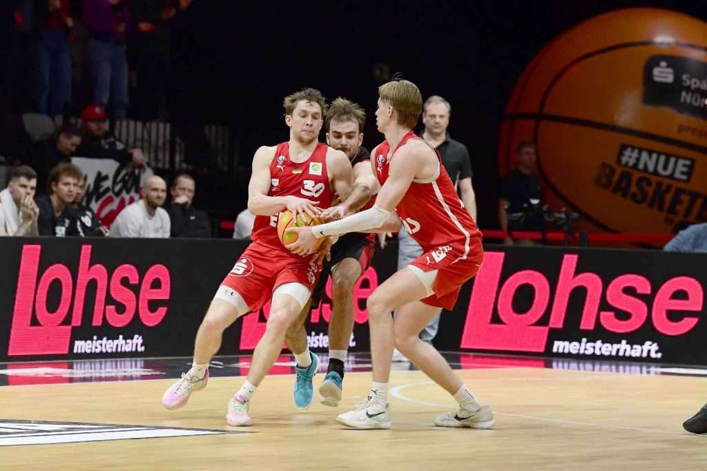 #bbl, #basketball, #proa, #nuernbergfalcons, #nuernberg, #falcons, #nbc, #kiametropolarena, #sparkassenuernberg, #nergie, #wbgnuernberg, #hofmannpersonal, #barmerliga, #nuebasketball, #vielfaltgewinnt, #keinfanohnejob, #norisblockers,