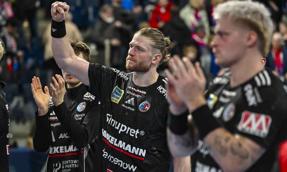 #Handballbundesliga, #HCErlangen, #Handball, #HBL, #Nuremberg, #Erlangen, #ArenaNürnberg, #heitec, #Fackelmann, #Aichinger, #BarthHaas, #Bodin, #MaxBögl, #Bionorica, #Hemmersbach, #hlstudios, #HofmannPersonal, #LauerEuromovers, #Mauss, #pensionsolution, #Schultheiß, #SontowskiPartner, #Tucher, #Wild Panda, #hce, #ball, #tor, #zuschauer, #fans, #vielfaltgewinnt, #keinfanohnejob,