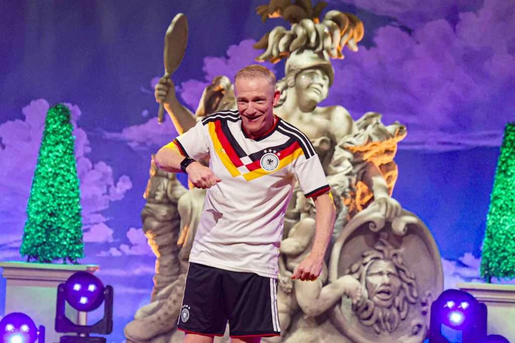 #Nürnberg, #Nuremberg, #Germania, #NürnbergerLuftflotte, #FastnachtVerbandFranken, #Eibanesen, #FastnachtinFranken, #Prinzenflug, #Fasching, #Karneval, #Klamauk, #Büttenredner, #Sonderorden, #WiderdieNeidhammel, #Galasitzung, #Prinzenpaar, #Kabarett, #Freizeit, #Relaxen, #Entspannen, #GesellschaftshausGartenstadt, #Kratzbärschtn, #eibanesenperle, #nuernberglife, #Medienunternehmen, #Nachrichtenunternehmen, #nuernberg, #fuerth, #erlangen, #konzerte, #veranstaltungen, #Foto, #Video, #Berichterstattung, #Metropolregion,