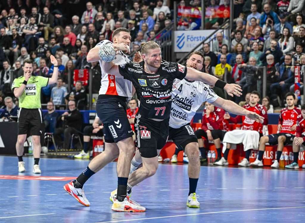 #Handballbundesliga, #HCErlangen, #Handball, #HBL, #Nuremberg, #Erlangen, #ArenaNürnberg, #heitec, #Fackelmann, #Aichinger, #BarthHaas, #Bodin, #MaxBögl, #Bionorica, #Hemmersbach, #hlstudios, #HofmannPersonal, #LauerEuromovers, #Mauss, #pensionsolution, #Schultheiß, #SontowskiPartner, #Tucher, #Wild Panda, #hce, #ball, #tor, #zuschauer, #fans, #vielfaltgewinnt, #keinfanohnejob,