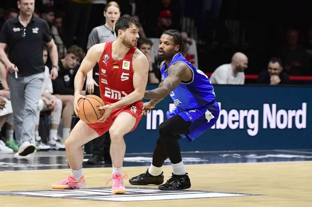 #bbl, #basketball, #proa, #nuernbergfalcons, #nuernberg, #falcons, #nbc, #kiametropolarena, #sparkassenuernberg, #nergie, #wbgnuernberg, #hofmannpersonal, #barmerliga, #nuebasketball, #vielfaltgewinnt, #keinfanohnejob, #norisblockers,