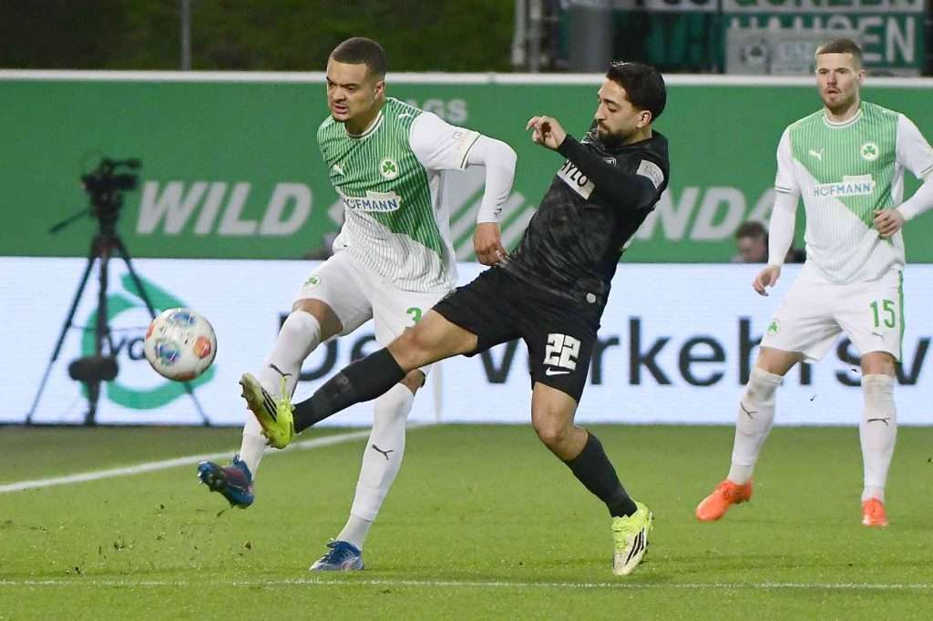 #Fussball, #Bundesliga, #DFL, #Liga2, #GreutherFürth, #sgf, #SportparkRonhof, #Kleeblatt, #HofmannPersonal, #BruderSpielwaren, #FrankenBrunnen, #GrünerBier, #RosicImmobilien, #simbadickiegroup, #Swietelsky, #WildPanda, #Fürth, #ball, #stadion, #zuschauer, #fans, #tor, #vielfaltgewinnt, #keinfanohnejob,