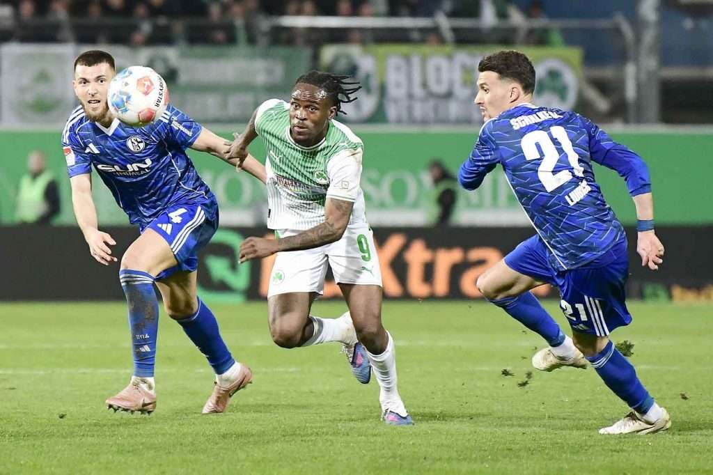 #Fussball, #Bundesliga, #DFL, #Liga2, #GreutherFürth, #sgf, #SportparkRonhof, #Kleeblatt, #HofmannPersonal, #BruderSpielwaren, #FrankenBrunnen, #GrünerBier, #RosicImmobilien, #simbadickiegroup, #Swietelsky, #WildPanda, #Fürth, #ball, #stadion, #zuschauer, #fans, #tor, #vielfaltgewinnt, #keinfanohnejob,