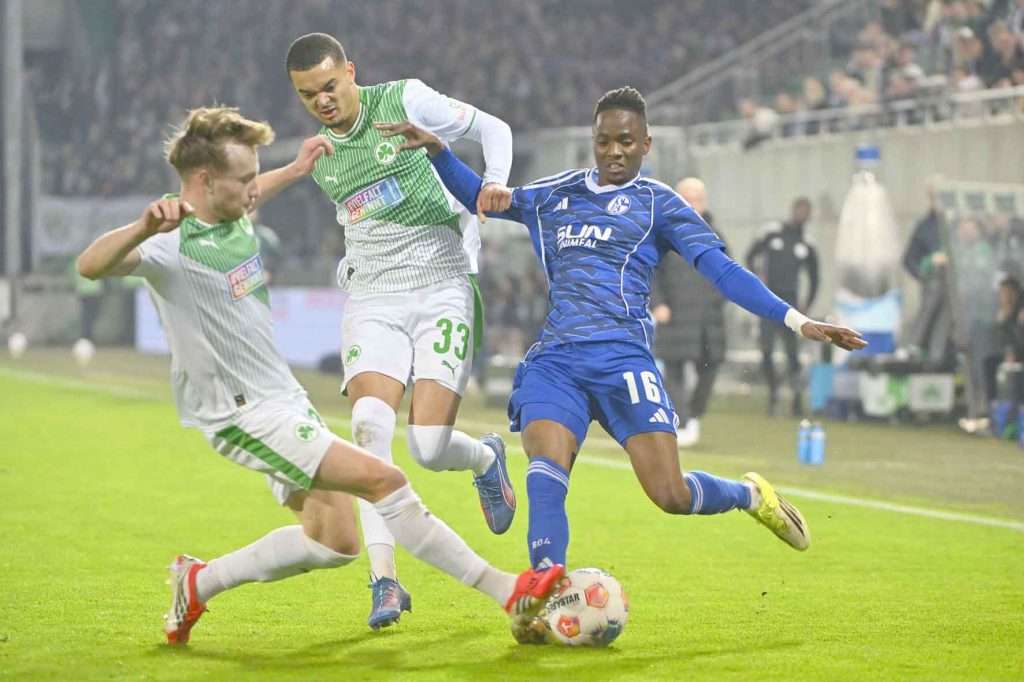 #Fussball, #Bundesliga, #DFL, #Liga2, #GreutherFürth, #sgf, #SportparkRonhof, #Kleeblatt, #HofmannPersonal, #BruderSpielwaren, #FrankenBrunnen, #GrünerBier, #RosicImmobilien, #simbadickiegroup, #Swietelsky, #WildPanda, #Fürth, #ball, #stadion, #zuschauer, #fans, #tor, #vielfaltgewinnt, #keinfanohnejob,