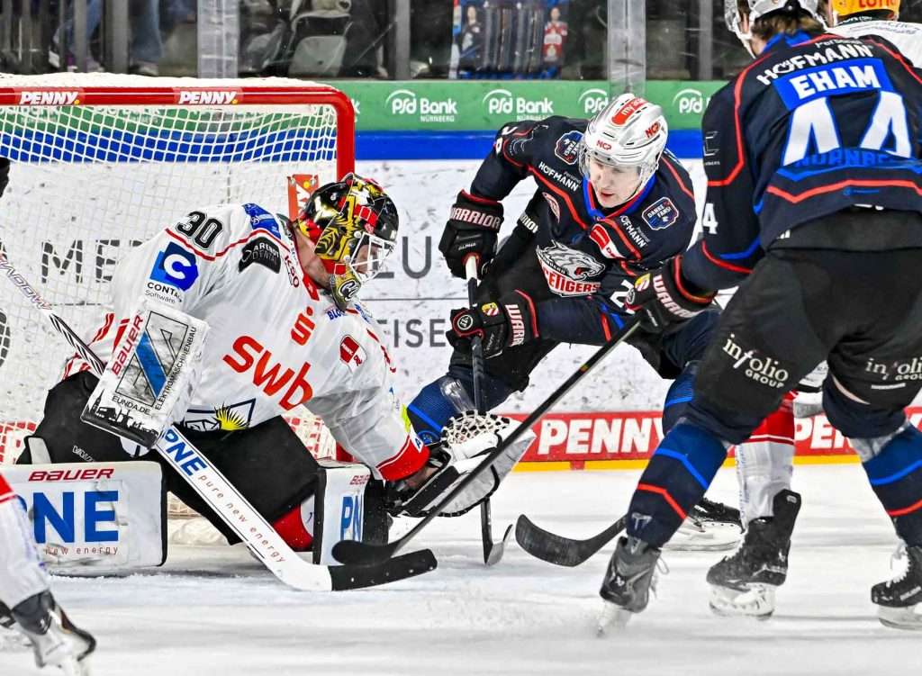 #del, #eishockey, #nit, #nuernbergicetigers, #icetigers, #puck, #pucki, #maskottchen, #nuernberg, #arena, #tor, #zuschauer, #fans, #hofmannpersonal, #vielfaltgewinnt, #keinfanohnejob, #bodin, #nergie, #wbgnuernberg,