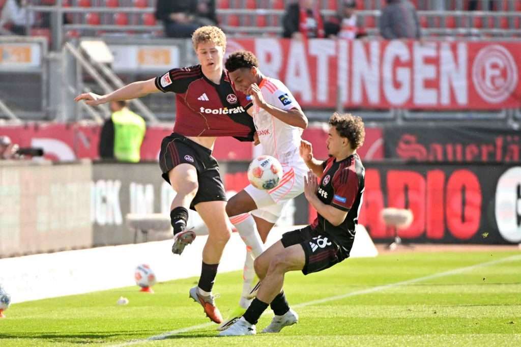 #Fußball, #Liga2, #Bundesliga, #DFL, #DFB, #Nürnberg, #1fcn, #fcn, #ClubHaus, #Stadion, #MaxMorlockStadion, #Fußball, #Ball, #Sport, #Fans, #Torjubel, #Ausschreitung, #Pyrotechnik, #Fahnen, #Fanblock, #Faszination, #Action, #Zweikampf, #Schiedsrichter, #Linienrichter, #FrankenBrunnen, #WolfHeizung, #NErgie, #toolcraft, #SparkasseNürnberg, #Freizeit, #Familie, #Zuschauer, #MaxMorlock, #Spielräume, #Stolperstein, #JenöKonradCup, #dielegendelebt, #Handball, #Boxen, #Tennis, #Schwimmen, #HandwerkerClub, #Handwerkerazubimesse, #azubimesse, #erstklaessleraktion, #125Jahre, #Jubiläum,