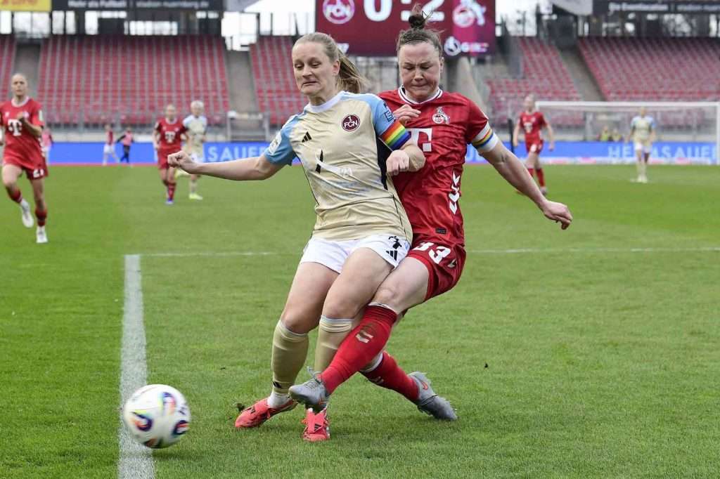 #Fußball, #Liga1, #Bundesliga, #DFL, #DFB, #Nürnberg, #1fcn, #fcn, #damen, #frauen, #Stadion, #MaxMorlockStadion, #Ball, #Sport, #Fans, #Jubel, #Torjubel, #Fahnen, #Fanblock, #Faszination, #Action, #Zweikampf, #Schiedsrichter, #Linienrichter, #SparkasseNürnberg, #NErgie, #Zuschauer, #fussball,