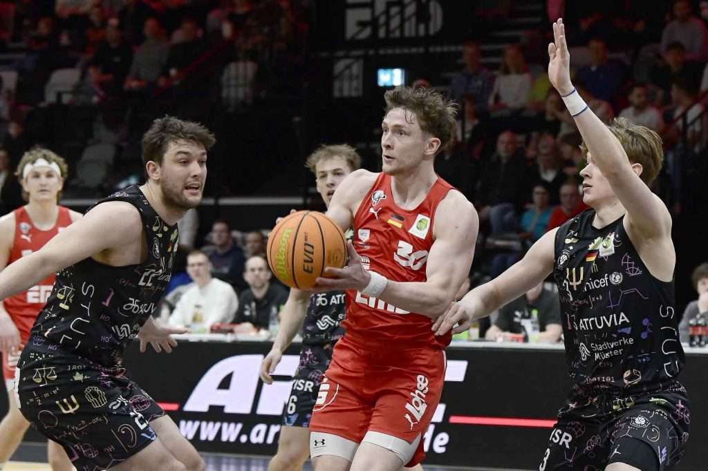 #bbl, #basketball, #proa, #nuernbergfalcons, #nuernberg, #falcons, #nbc, #kiametropolarena, #sparkassenuernberg, #nergie, #wbgnuernberg, #hofmannpersonal, #barmerliga, #nuebasketball, #vielfaltgewinnt, #keinfanohnejob, #norisblockers,