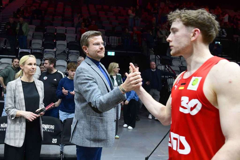 #bbl, #basketball, #proa, #nuernbergfalcons, #nuernberg, #falcons, #nbc, #kiametropolarena, #sparkassenuernberg, #nergie, #wbgnuernberg, #hofmannpersonal, #barmerliga, #nuebasketball, #vielfaltgewinnt, #keinfanohnejob, #norisblockers,