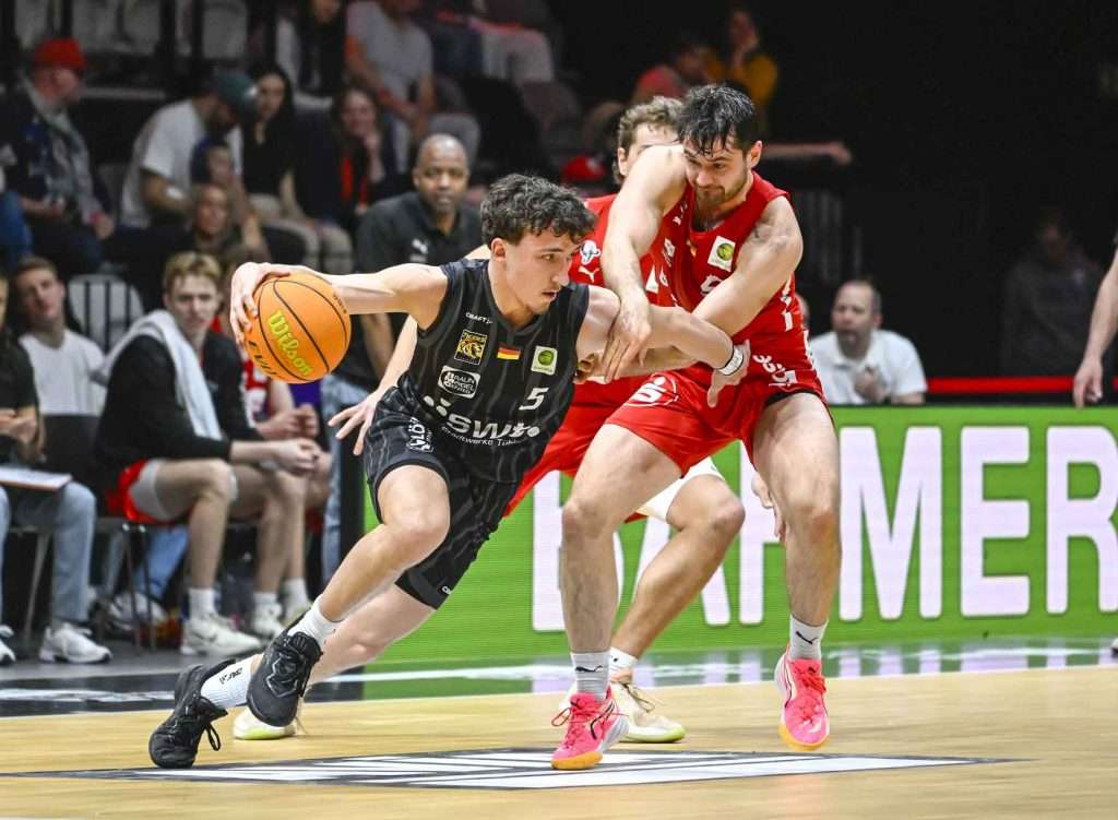 #bbl, #basketball, #proa, #nuernbergfalcons, #nuernberg, #falcons, #nbc, #kiametropolarena, #sparkassenuernberg, #nergie, #wbgnuernberg, #hofmannpersonal, #barmerliga, #nuebasketball, #vielfaltgewinnt, #keinfanohnejob, #norisblockers,