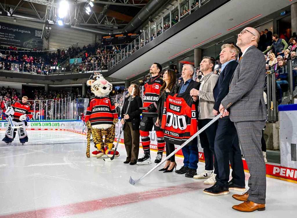 #del, #eishockey, #nit, #nuernbergicetigers, #icetigers, #puck, #pucki, #maskottchen, #nuernberg, #arena, #tor, #zuschauer, #fans, #hofmannpersonal, #vielfaltgewinnt, #keinfanohnejob, #bodin, #nergie, #wbgnuernberg,