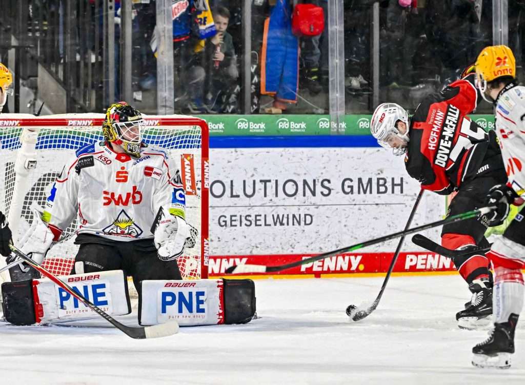 #del, #eishockey, #nit, #nuernbergicetigers, #icetigers, #puck, #pucki, #maskottchen, #nuernberg, #arena, #tor, #zuschauer, #fans, #hofmannpersonal, #vielfaltgewinnt, #keinfanohnejob, #bodin, #nergie, #wbgnuernberg,