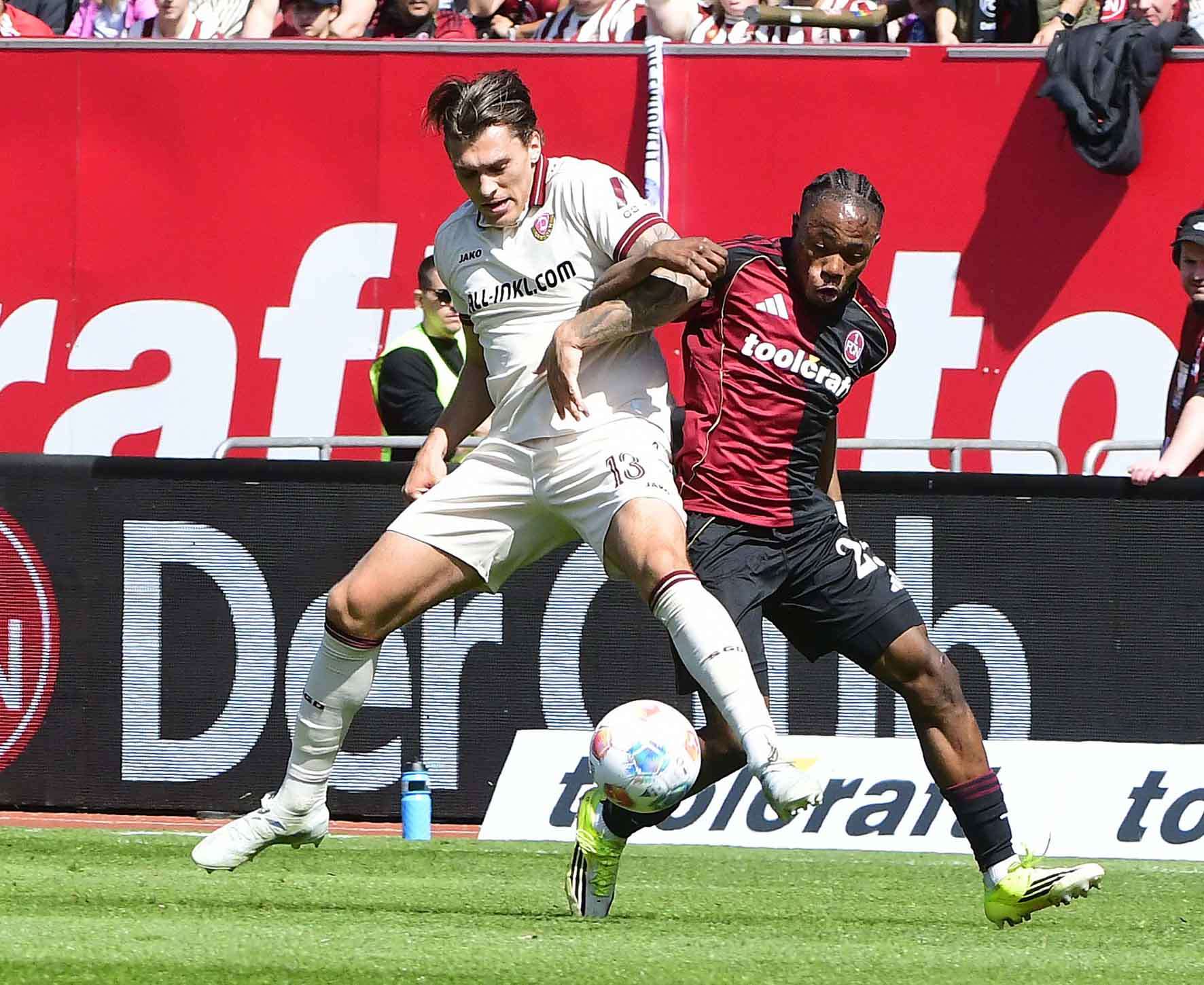 #Fußball, #Liga2, #Bundesliga, #DFL, #DFB, #Nürnberg, #1fcn, #fcn, #ClubHaus, #Stadion, #MaxMorlockStadion, #Fußball, #Ball, #Sport, #Fans, #Torjubel, #Ausschreitung, #Pyrotechnik, #Fahnen, #Fanblock, #Faszination, #Action, #Zweikampf, #Schiedsrichter, #Linienrichter, #FrankenBrunnen, #WolfHeizung, #NErgie, #toolcraft, #SparkasseNürnberg, #Freizeit, #Familie, #Zuschauer, #MaxMorlock, #Spielräume, #Stolperstein, #JenöKonradCup, #dielegendelebt, #Handball, #Boxen, #Tennis, #Schwimmen, #HandwerkerClub, #Handwerkerazubimesse, #azubimesse, #erstklaessleraktion, #125Jahre, #Jubiläum,