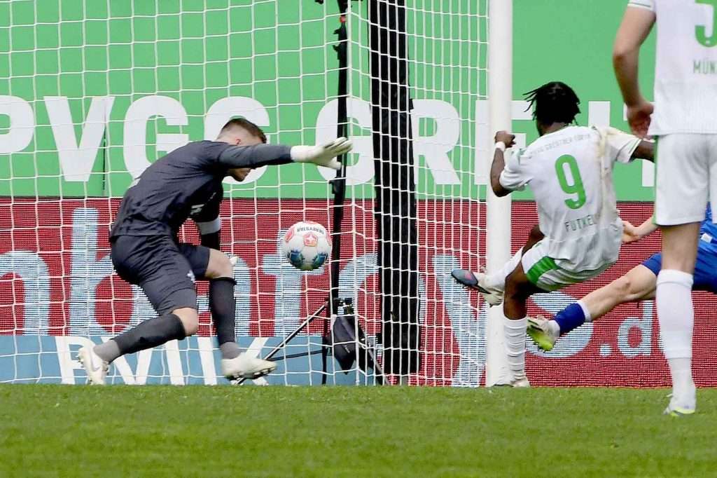 #Fussball, #Bundesliga, #DFL, #Liga2, #GreutherFürth, #sgf, #SportparkRonhof, #Kleeblatt, #HofmannPersonal, #BruderSpielwaren, #FrankenBrunnen, #GrünerBier, #RosicImmobilien, #simbadickiegroup, #Swietelsky, #WildPanda, #Fürth, #ball, #stadion, #zuschauer, #fans, #tor, #vielfaltgewinnt, #keinfanohnejob,