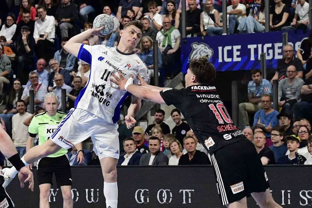 #Handballbundesliga, #LiquiMoly, #HCErlangen, #Handball, #HBL, #Nuremberg, #Erlangen, #ArenaNürnbergerVersicherung, #heitec, #Fackelmann, #Aichinger, #BarthHaas, #Bodin, #MaxBögl, #Bionorica, #Hemmersbach, #hlstudios, #HofmannPersonal, #LauerEuromovers, #Mauss, #pensionsolution, #Schultheiß, #SontowskiPartner, #Tucher, #Wild Panda, #hce, #ball, #tor, #zuschauer, #fans, #vielfaltgewinnt, #keinfanohnejob,