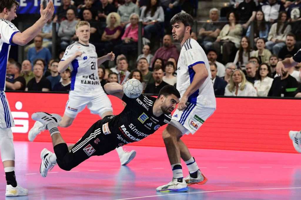 #Handballbundesliga, #LiquiMoly, #HCErlangen, #Handball, #HBL, #Nuremberg, #Erlangen, #ArenaNürnbergerVersicherung, #heitec, #Fackelmann, #Aichinger, #BarthHaas, #Bodin, #MaxBögl, #Bionorica, #Hemmersbach, #hlstudios, #HofmannPersonal, #LauerEuromovers, #Mauss, #pensionsolution, #Schultheiß, #SontowskiPartner, #Tucher, #Wild Panda, #hce, #ball, #tor, #zuschauer, #fans, #vielfaltgewinnt, #keinfanohnejob,