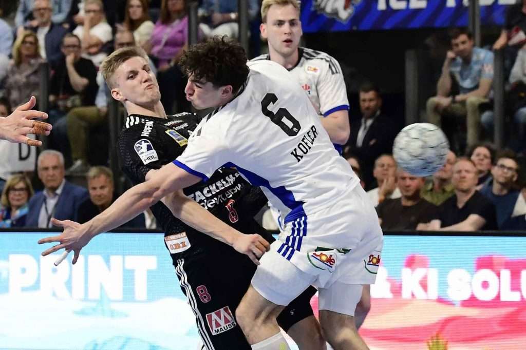 #Handballbundesliga, #LiquiMoly, #HCErlangen, #Handball, #HBL, #Nuremberg, #Erlangen, #ArenaNürnbergerVersicherung, #heitec, #Fackelmann, #Aichinger, #BarthHaas, #Bodin, #MaxBögl, #Bionorica, #Hemmersbach, #hlstudios, #HofmannPersonal, #LauerEuromovers, #Mauss, #pensionsolution, #Schultheiß, #SontowskiPartner, #Tucher, #Wild Panda, #hce, #ball, #tor, #zuschauer, #fans, #vielfaltgewinnt, #keinfanohnejob,
