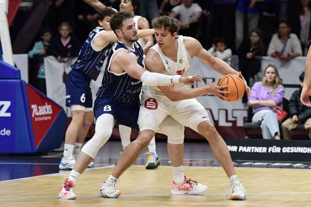 #bbl, #basketball, #proa, #nuernbergfalcons, #nuernberg, #falcons, #nbc, #kiametropolarena, #sparkassenuernberg, #nergie, #wbgnuernberg, #hofmannpersonal, #barmerliga, #nuebasketball, #vielfaltgewinnt, #keinfanohnejob, #norisblockers,