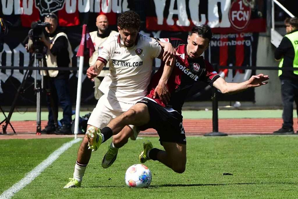 #Fußball, #Liga2, #Bundesliga, #DFL, #DFB, #Nürnberg, #1fcn, #fcn, #ClubHaus, #Stadion, #MaxMorlockStadion, #Fußball, #Ball, #Sport, #Fans, #Torjubel, #Ausschreitung, #Pyrotechnik, #Fahnen, #Fanblock, #Faszination, #Action, #Zweikampf, #Schiedsrichter, #Linienrichter, #FrankenBrunnen, #WolfHeizung, #NErgie, #toolcraft, #SparkasseNürnberg, #Freizeit, #Familie, #Zuschauer, #MaxMorlock, #Spielräume, #Stolperstein, #JenöKonradCup, #dielegendelebt, #Handball, #Boxen, #Tennis, #Schwimmen, #HandwerkerClub, #Handwerkerazubimesse, #azubimesse, #erstklaessleraktion, #125Jahre, #Jubiläum,